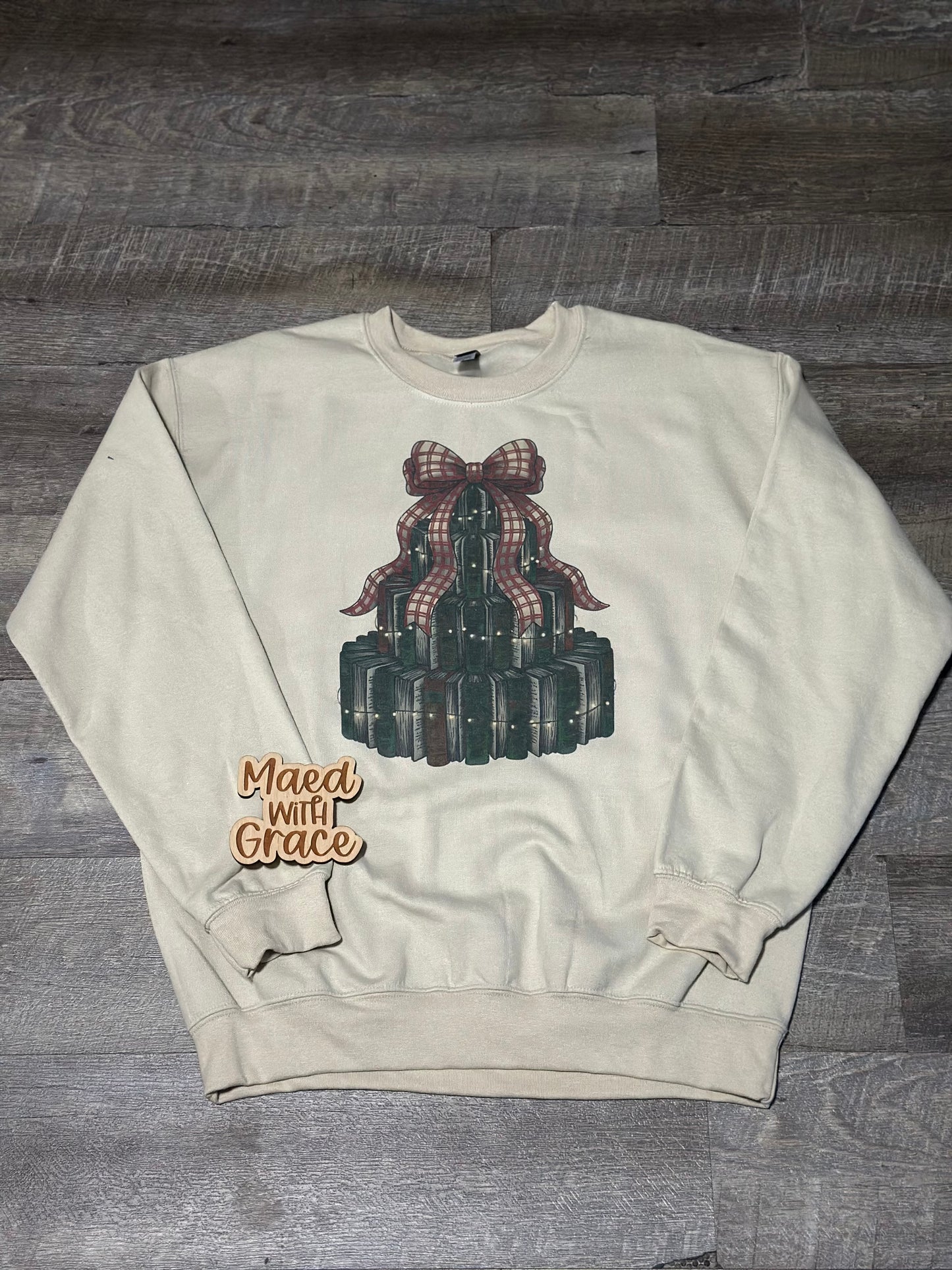 Chirstmas Books & Bow - RTG