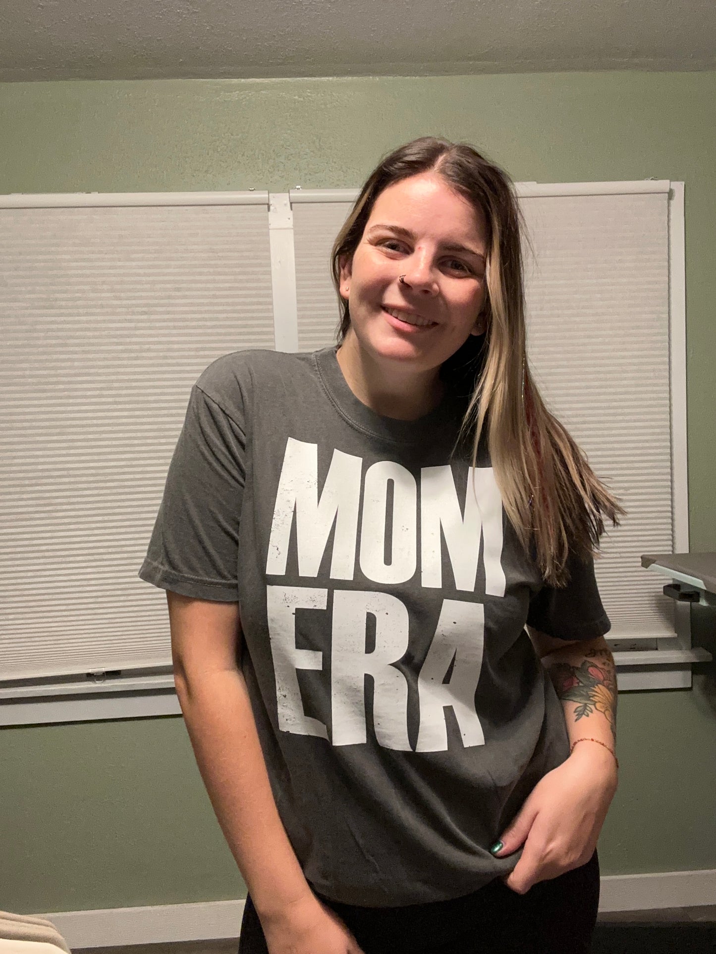 Mom Era - Medium - RTG