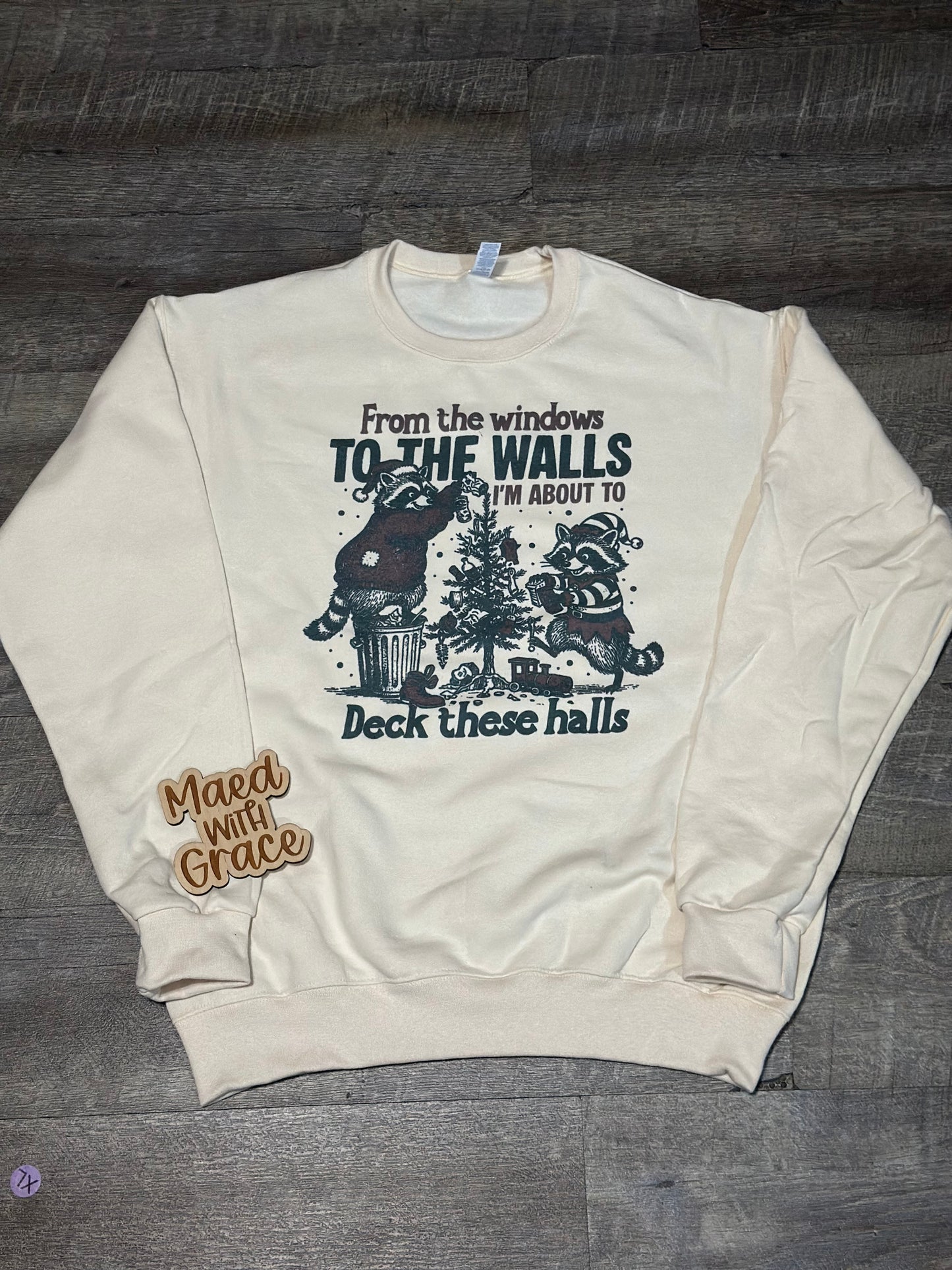 To the Window, To the Wall - Christmas - RTG