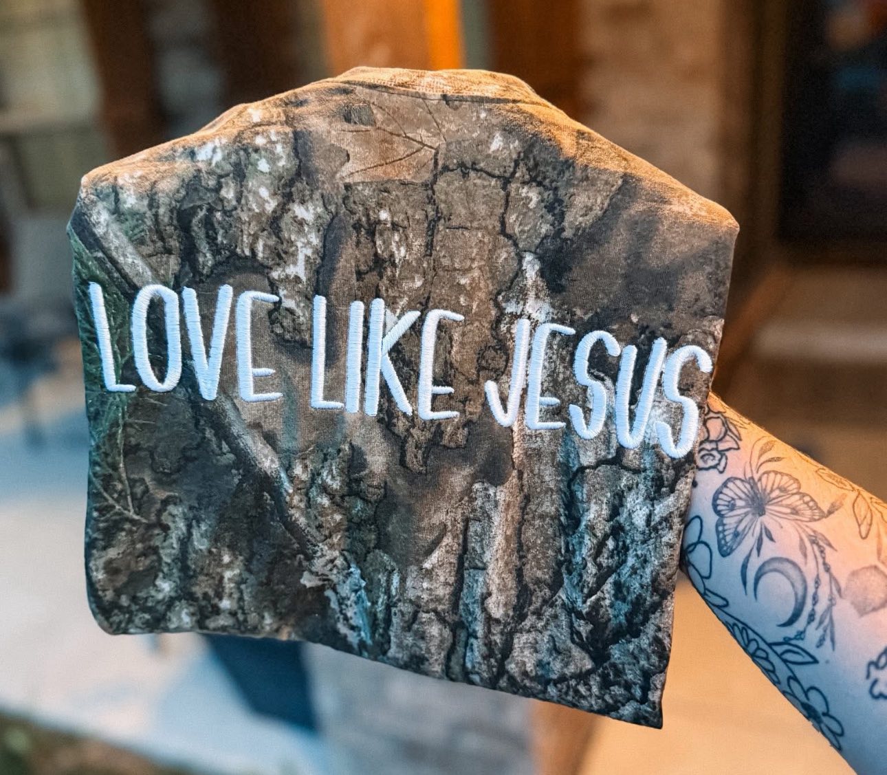 Love Like Jesus - Camo - RTG