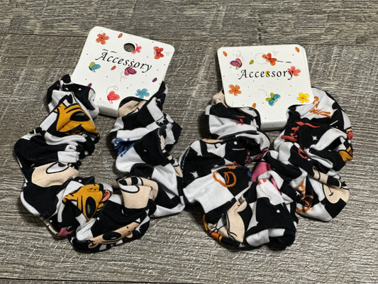 Checker Mickey & Friends - Scrunchie - RTG
